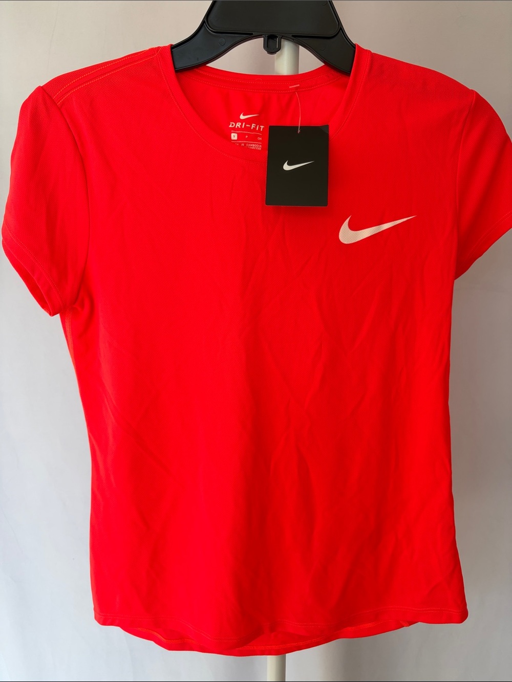 Nike Women's Bright Red Short Sleeve Dri-FIT Tee-Small